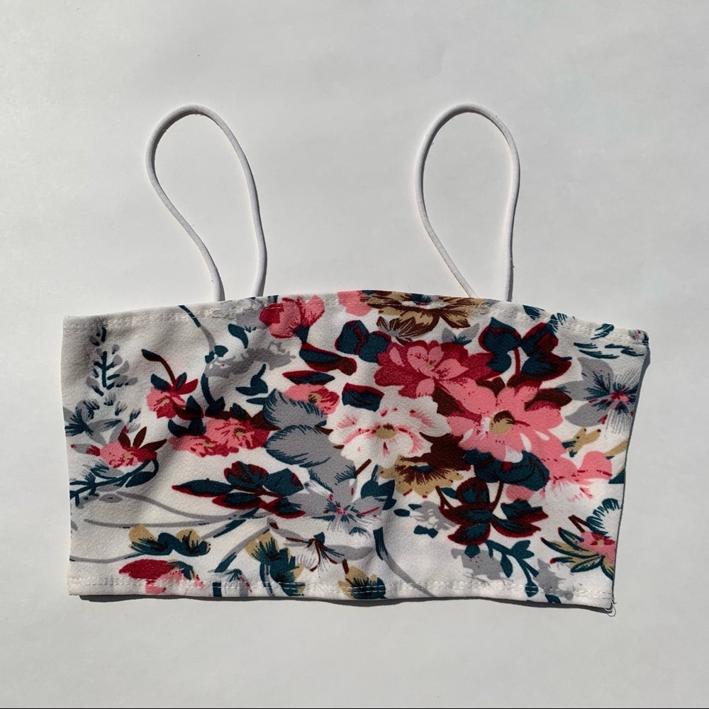 Floral Cropped Cami - Picture 8 of 9